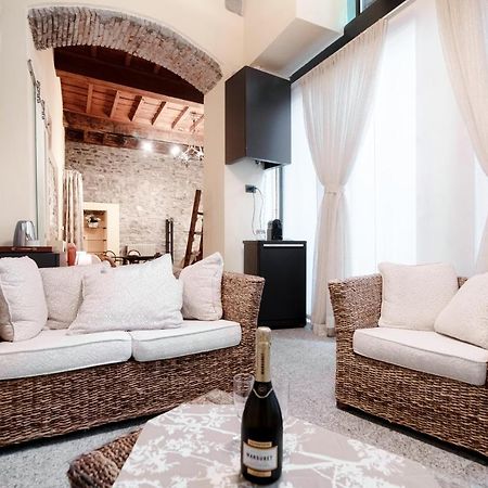 Historical Suites - The House Of Travelers Como Exterior foto
